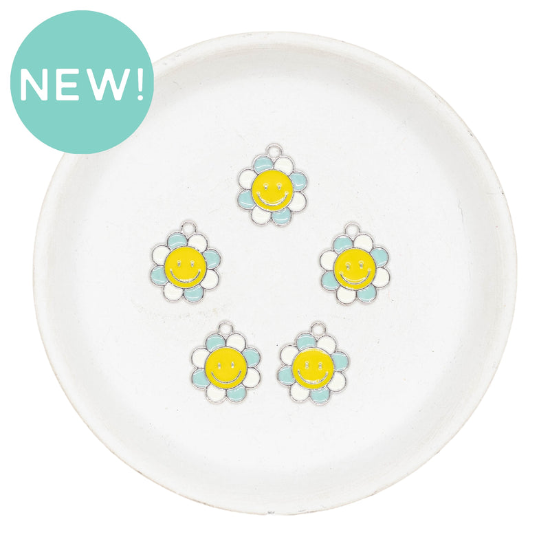 Smiling Daisy Enamel Charm 16mm (Package of 5)